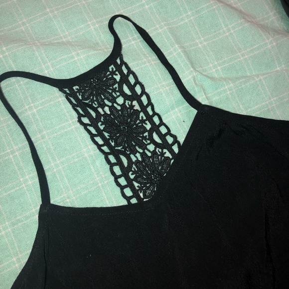 Black classy sassy fringe dress 🖤 - Picture 5 of 7